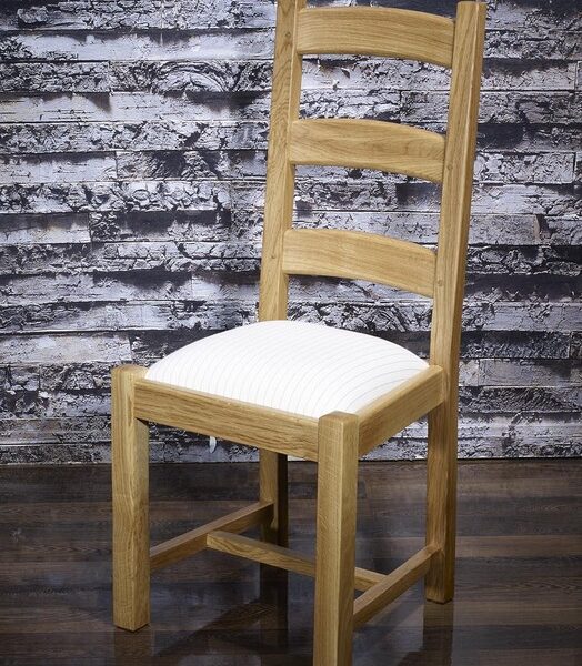 Chaise Théo réalisée en chêne massif de style Campagnard assise Tissu