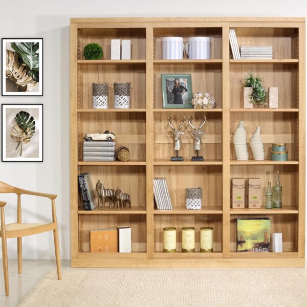 Bibliothèque contemporaine Loïc réalisée en chêne composée de 3 modules avec 4 étagères