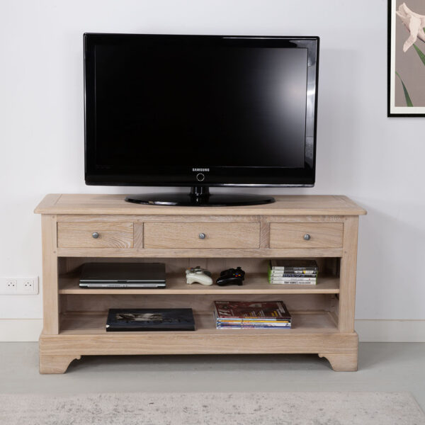 Meuble TV Paul 16/9eme réalisé en Chêne Massif de style Louis Philippe