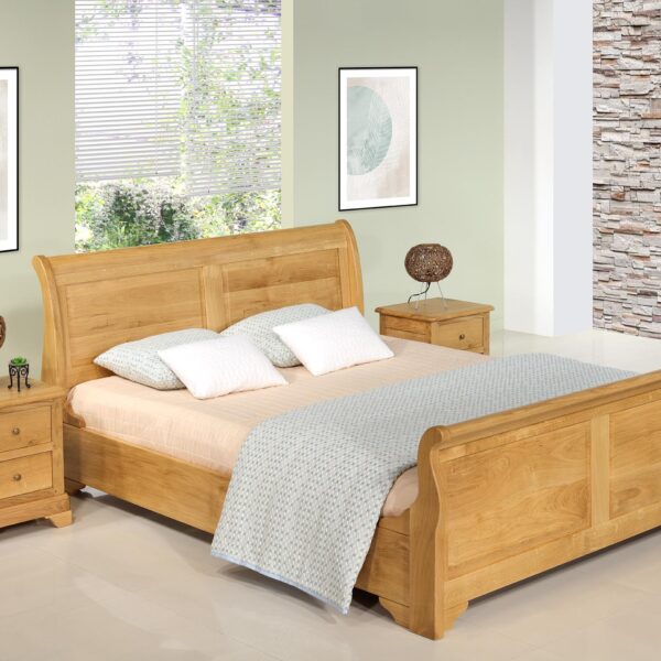 Lit Bateau 160x200 Etienne réalisé en Chêne Massif de style Louis Philippe Campagnard SEULEMENT 1 DISPONIBLE DANS UNE FINITION CHENE NATUREL