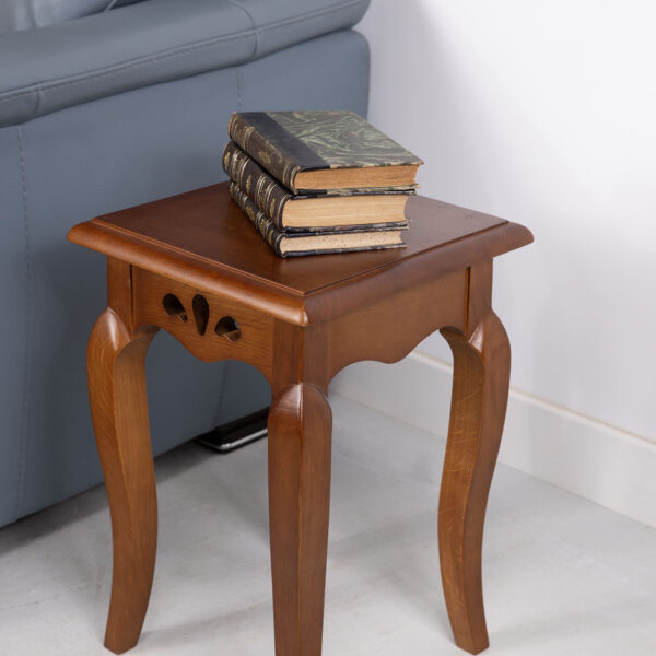 Bout de canapé ou Table d'appoint  réalisé en chêne de style CampagneFinition chêne moyen