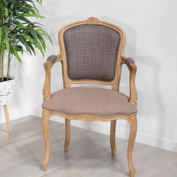 Bergère de style Louis XV Alexia réalisée en Chêne massif  Tissu VALDOURO Taupe